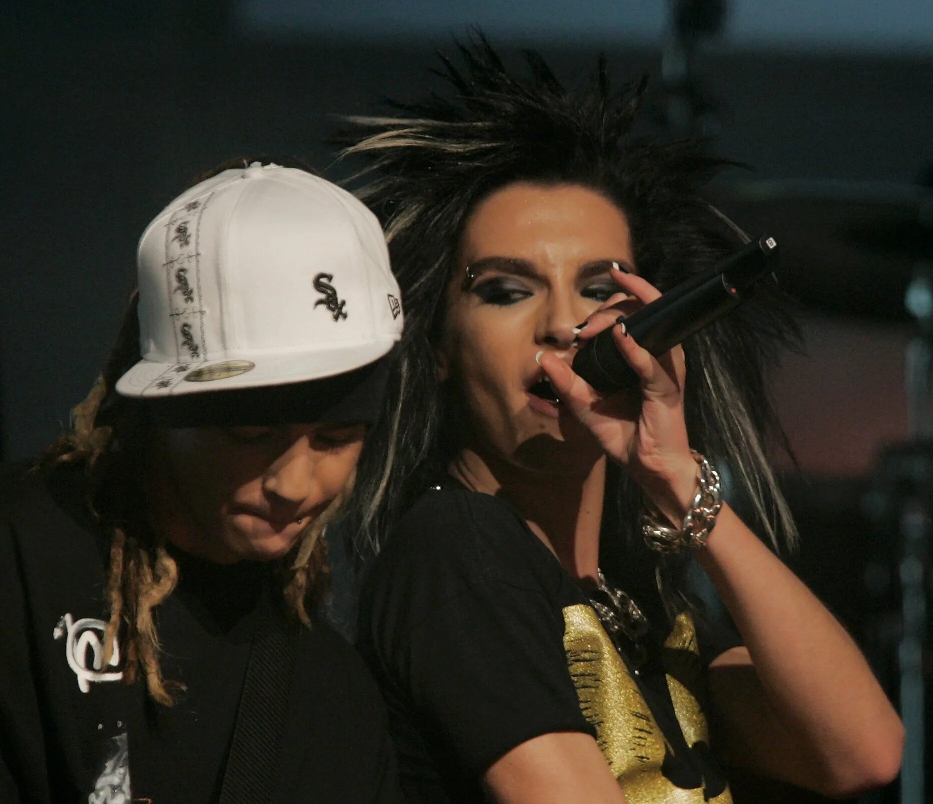 Билл и том Каулитц. Tokio Hotel 2007 том Каулитц. Tokio Hotel Bill 2007. Tokio Hotel Билл и том.