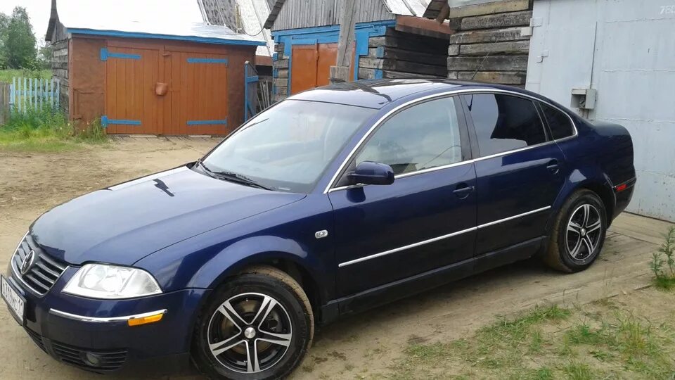 Купить фольксваген пассат б5 плюс. Volkswagen Passat b5 синий. Фольксваген б5 2001. Пассат б5 1998. Фольксваген Пассат б5 американец.