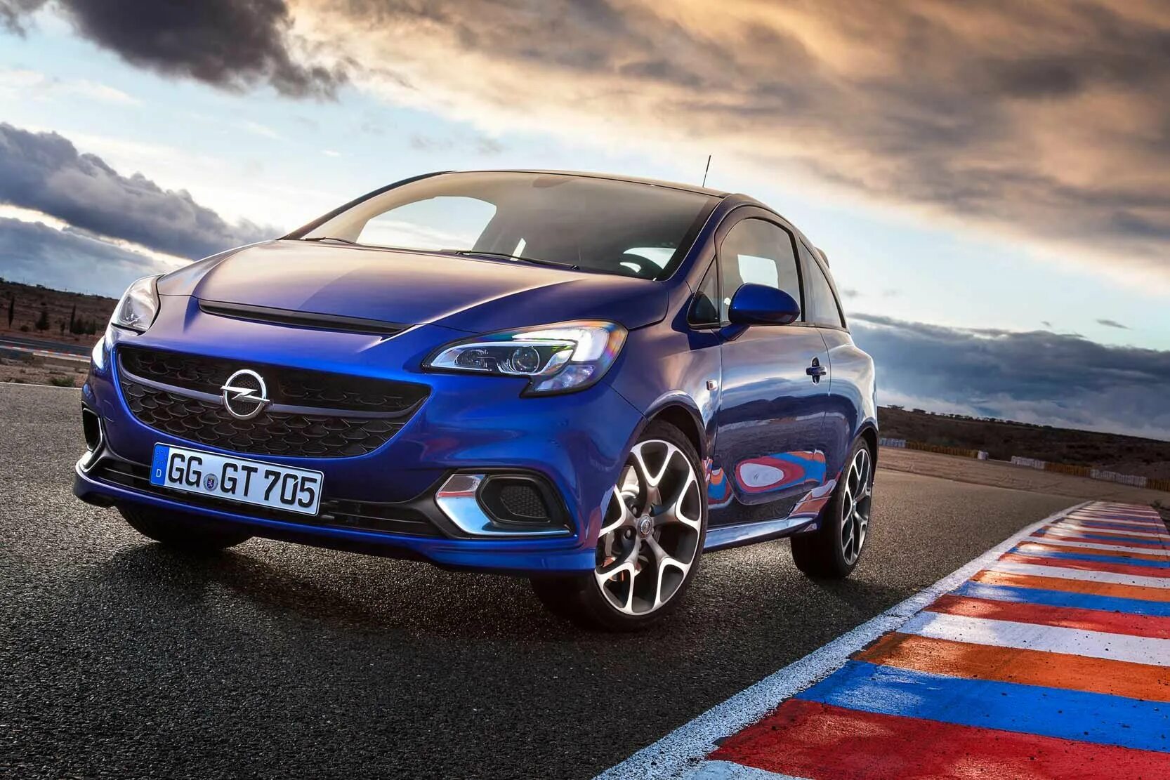 Opel Corsa OPC. Opel Corsa 2017. Opel Corsa OPC 2017. Опель Корса ОПС 2018.