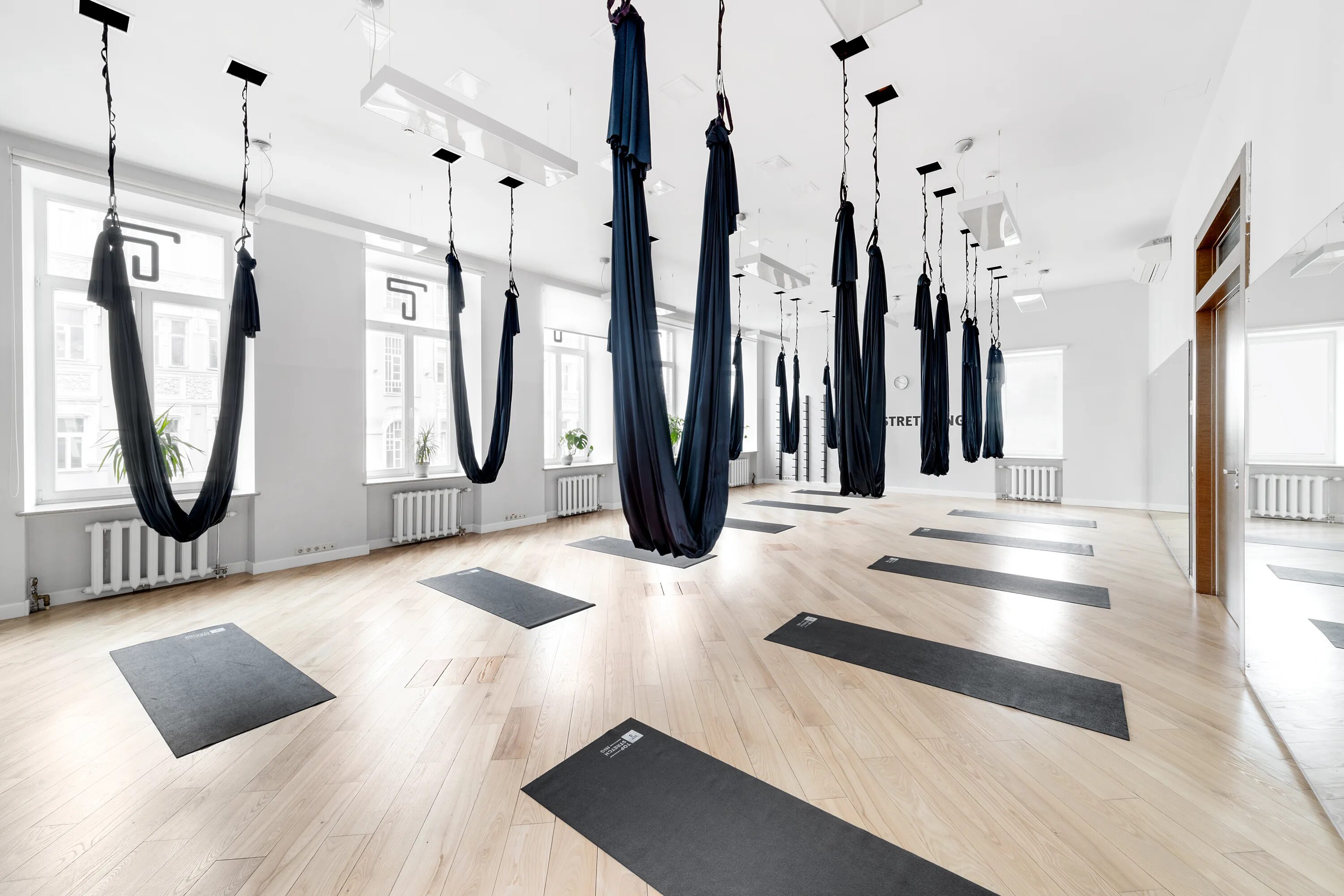 Стретчинг групповой. Топстрейчинг депо. Топстрейчинг. Топстрейчинг. Aerostretching topstretching.