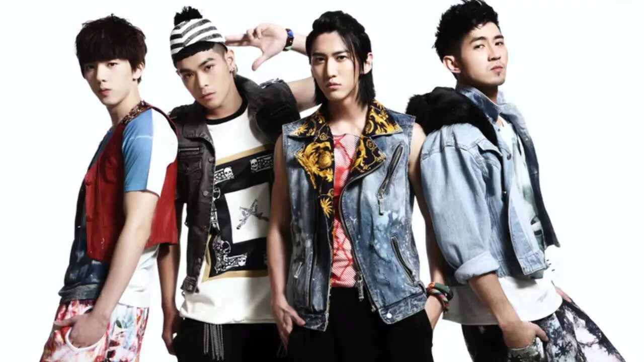 4ever группа kpop. 4ever группа Тайланд. Boohwal корейская группа. Rainbow корейская группа.
