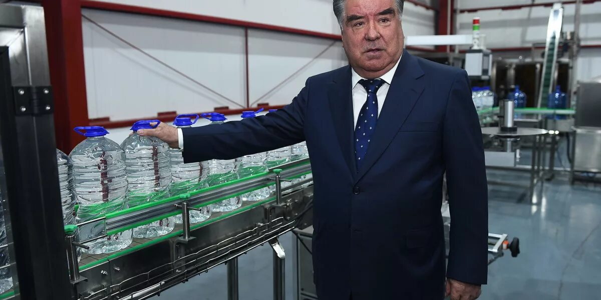 Завод талко в таджикистане. Саноати точикистон. Промышленность таджикистана. Саноати точикистон. Алюминий завод в таджикистане.