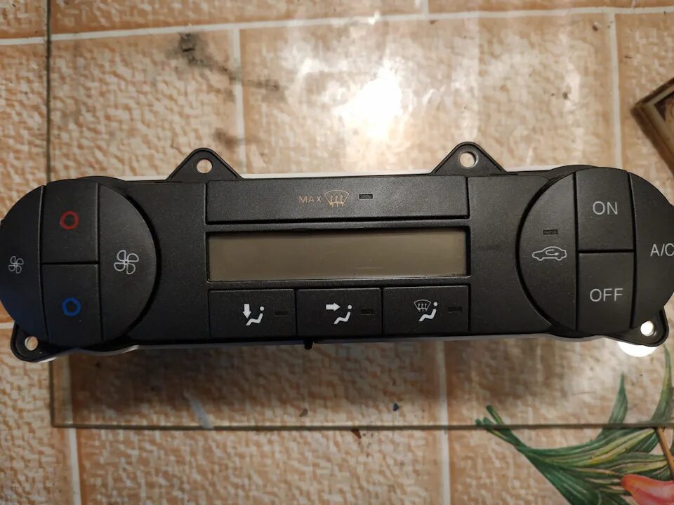 Блок управления климат-контролем бмв е39. Климат контроль volkswagen jetta 6. Климат контроль ниссан ноут е11. Vw блок климата climatic. Блок управления печкой fiat qubo.