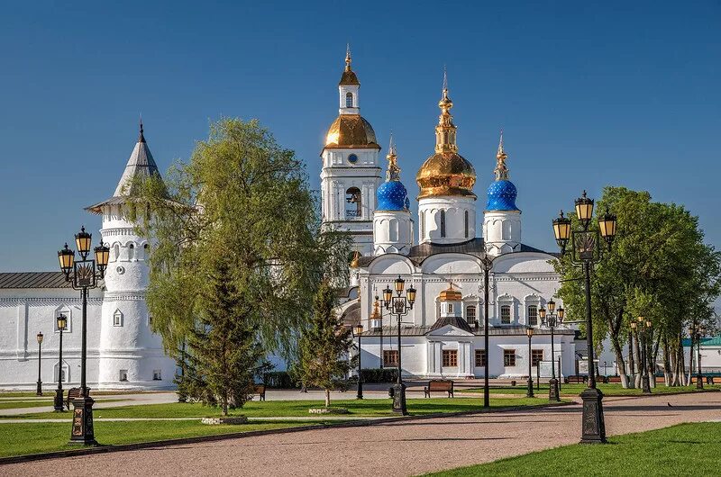 Город тюмень область. Тобольск тюменская область. Тобольск виды города. Тобольск город тобольск. Набережная тюмень с высоты.