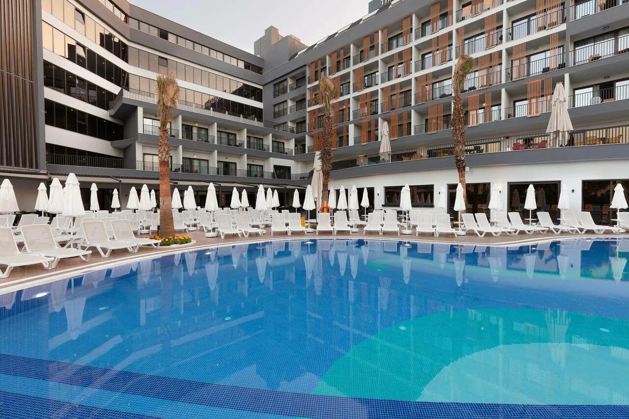 The side. Отель рага сиде турция. the raga side 5 турция. raga fine dining hotel side. the raga side fine dining 5*.