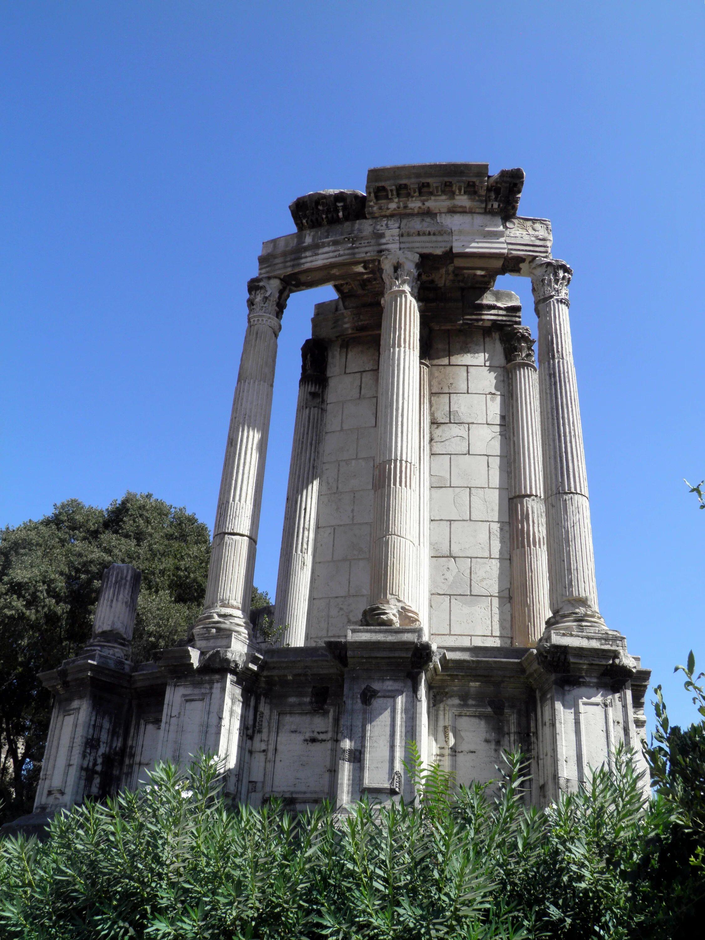 храм весты в древнем риме. памятники древнего рима храм весты. храм весты в древнем риме. храм весты в древнем риме. храм весты в риме.