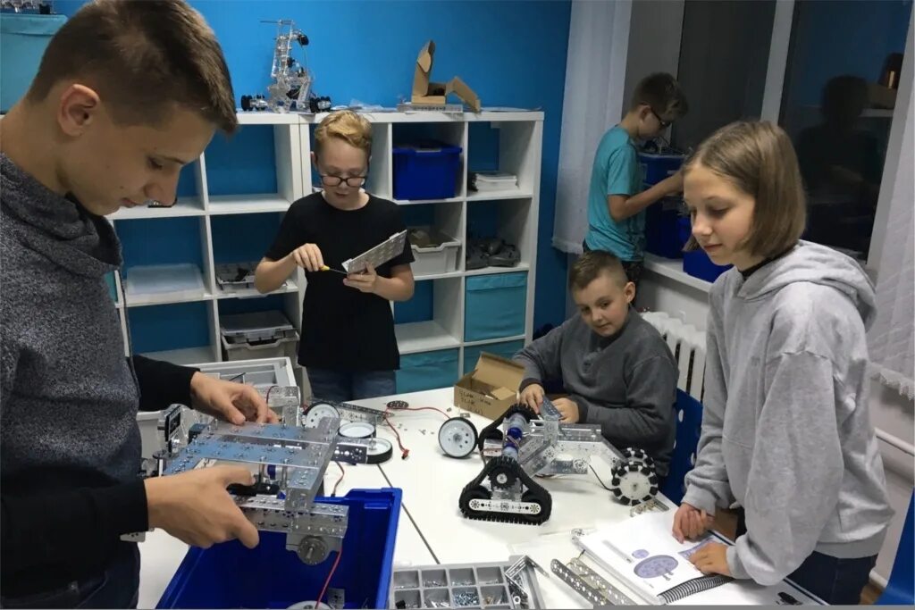 Киров обучение после 11 класса. Новые места доп образования. дополнительное образование киров. создание новых мест дополнительного образования детей.