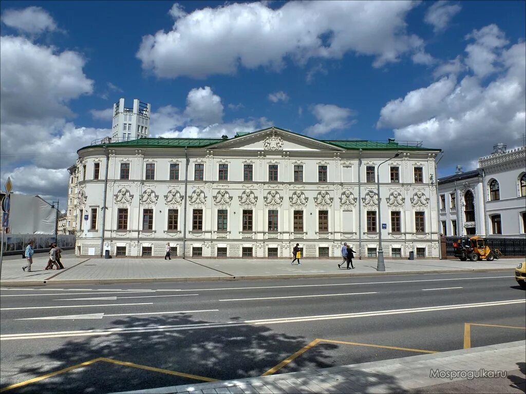 Усадьба Краузе Осиповских. Москва, ул. Воздвиженка, 18-9. усадьба Шаховских-Краузе-Осиповских. Городская усадьба Шаховских. Усадьба Шаховского. Городская усадьба шаховских краузе осиповых находится