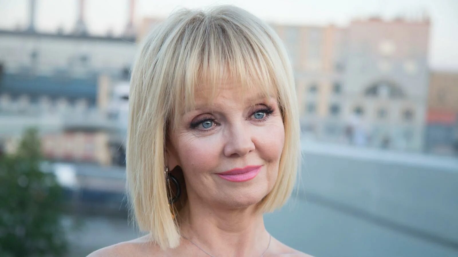 валерия певица сейчас 2022. алла юрьевна перфилова. валерия перфилова 2021. сколько лет валерии певице сейчас 2024. валерия 2000 год фото.