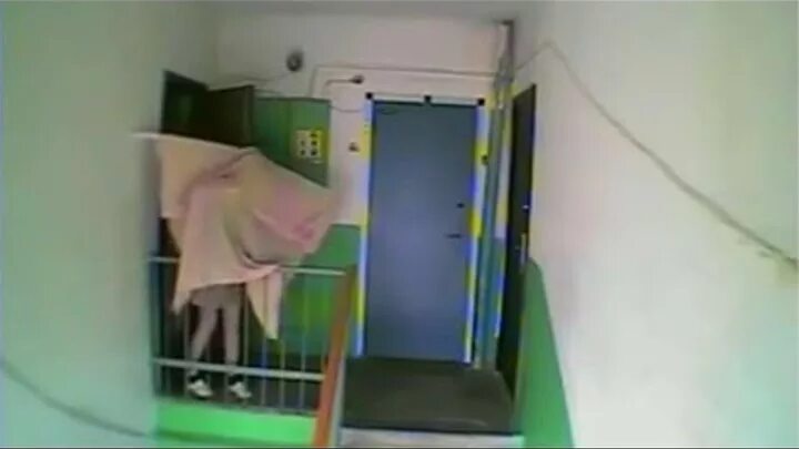 Скрыть камеру в подъезде. Скрытая видеокамера в подъезд. Скрытая камера в подъезде. Скрытые видеокамеры в подъезде. Камеры замаскированные в подъездах.