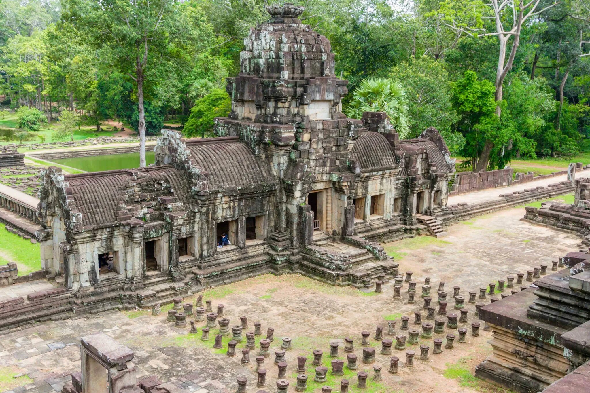 Ангкор-ват Камбоджа. Храмовый комплекс в Камбодже. Храмы Камбоджи Анкорват. Ангкор-ват храмовый комплекс.