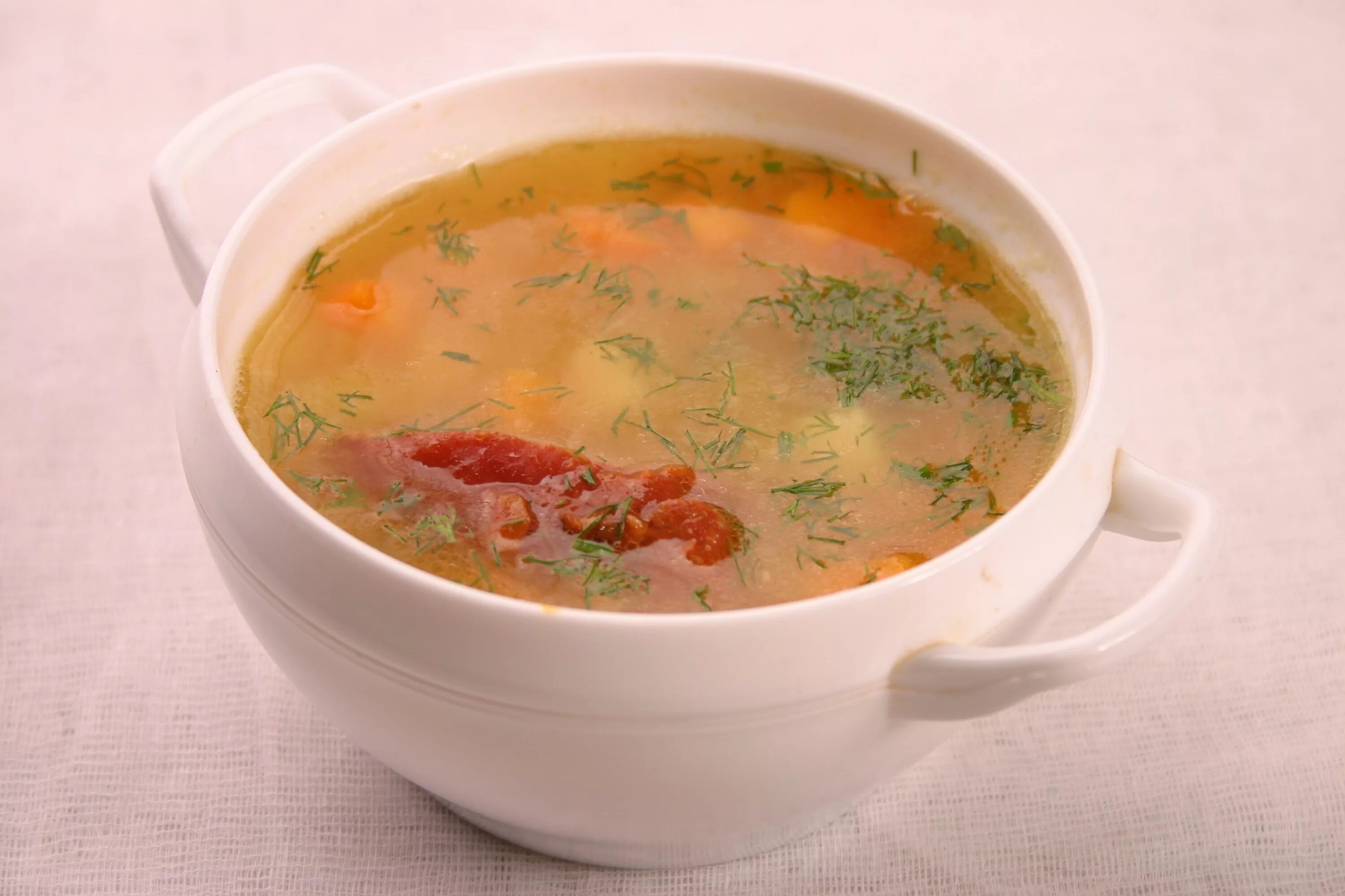 Копченый суп с горохом. Для супа. Суп гороховый. Горох для супа. Гороховый с копченостями.