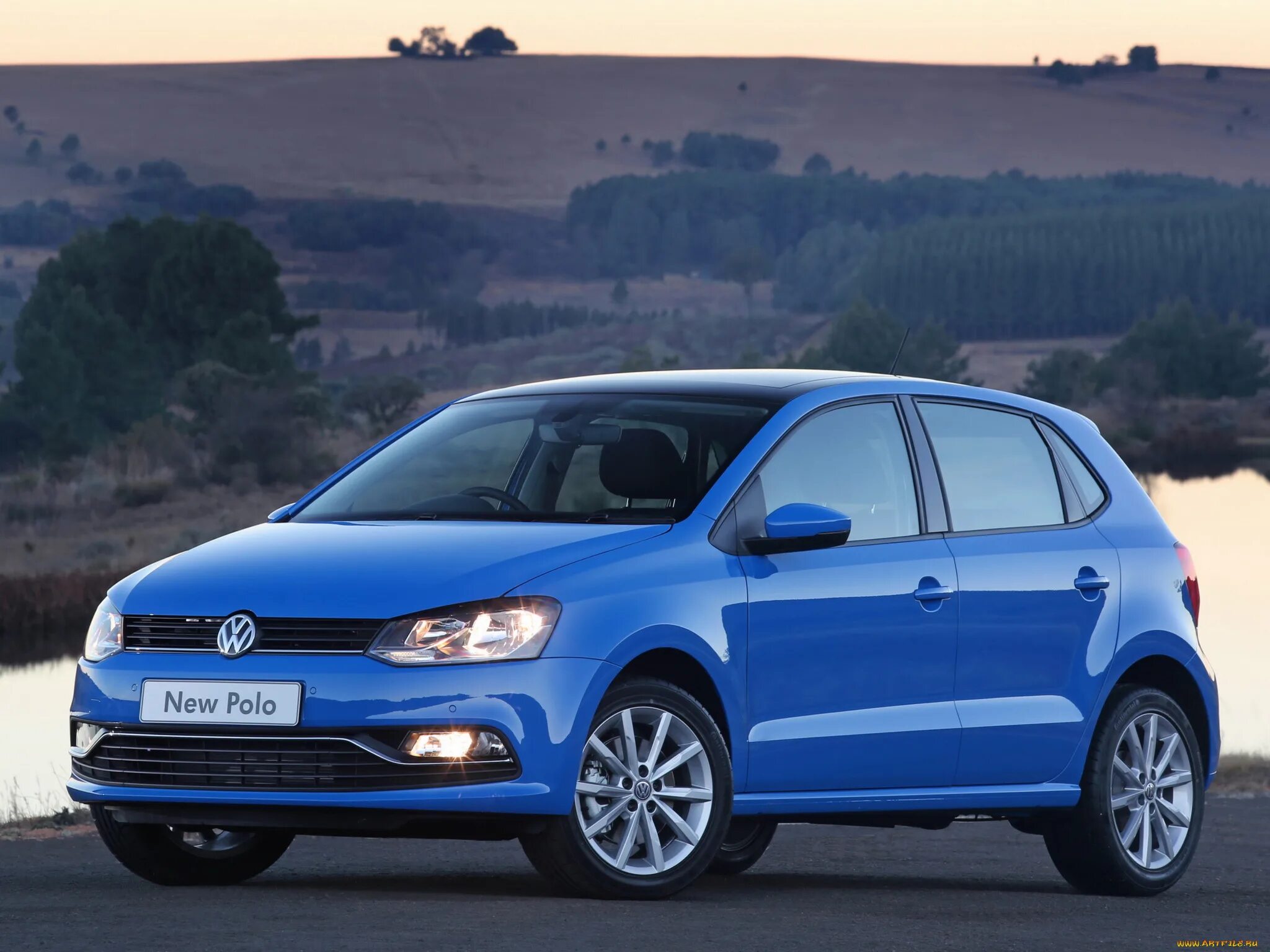 Vw polo отзывы. Фольксваген поло 2020 1.6. Фольксваген поло хэтчбек. Volkswagen Polo хэтчбек. VW Polo Comfortline.