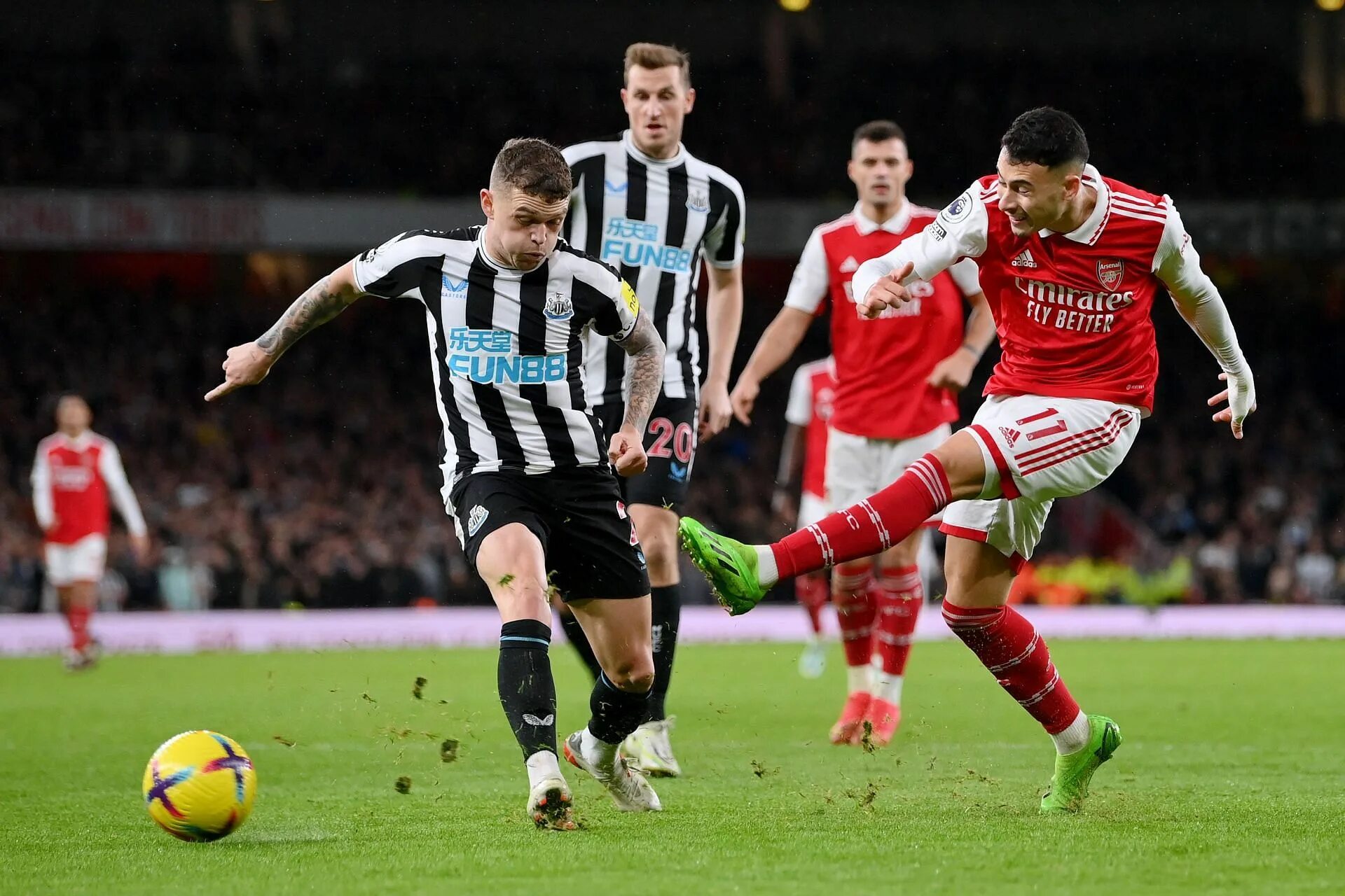 Arsenal newcastle. Арсенал Манчестер Ньюкасл. Арсенал Ньюкасл. Фулхэм - Ньюкасл - 0:2. Арсенал Ньюкасл 0 0.