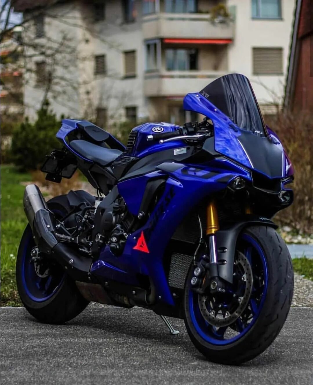 Мотоцикл фото. Yamaha YZF-r1. Yamaha YZF-r1 2021. Спортбайк Ямаха r1. Yamaha r6 2021.