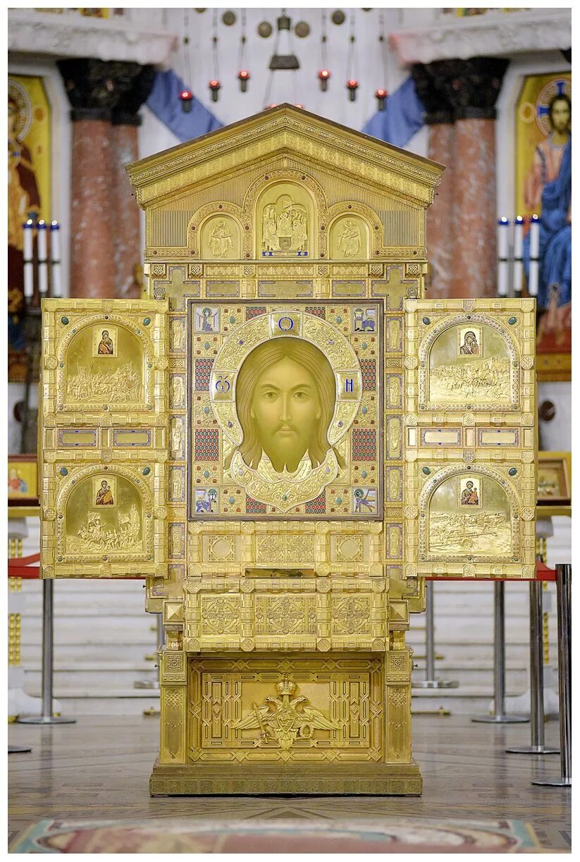 спас нерукотворный в храме вооруженных сил. главная икона храма вооруженных сил россии спас нерукотворный. главная икона храма вооруженных. иконы главного храма вооруженных сил россии. храм спаса нерукотворного вооруженных сил россии.