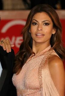 Eva Mendes premiere 01 122 311 lo (Eva_Mendes_premiere_01_122_311lo.jpg) - ...