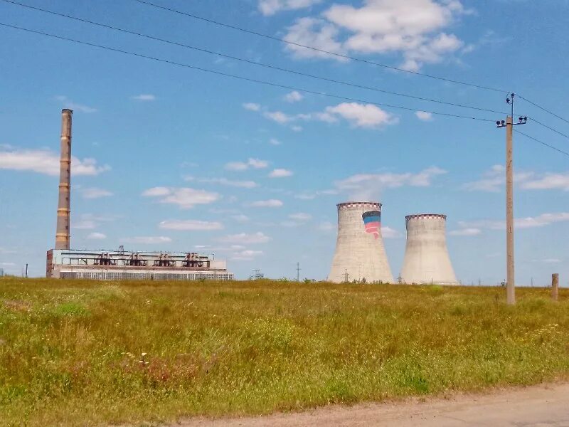 Зугрэс школа интернат. Пляж зугрэс обстрел. Город зугрэс города харцызска. Погода зугрэс на 10. Зугрэс донецкая областью.