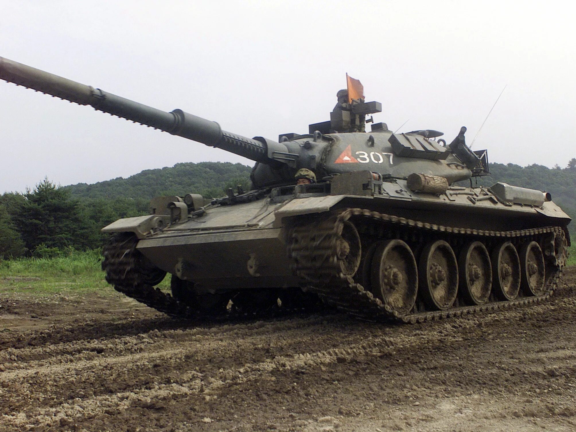 Танк тип т. Танк type 74g. mitsubishi type 74. тайп 74 танк японии.