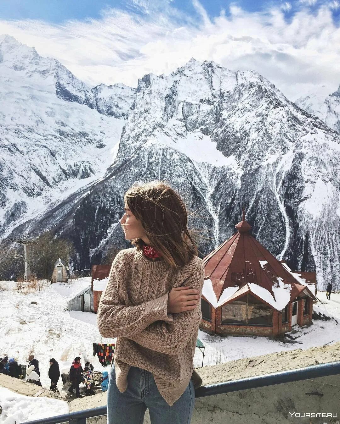 Девушка в горах. Фотосессия в горах. Девушка в горах зимой. Фотосессия в горах зимой.