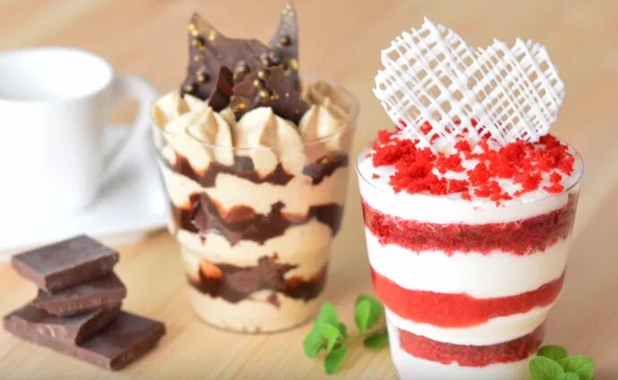 Трайфл манго маракуйя. Трайфл тирамису. Смолл трайфлы. Смолл трайфлы. Трайфл рафаэлло.