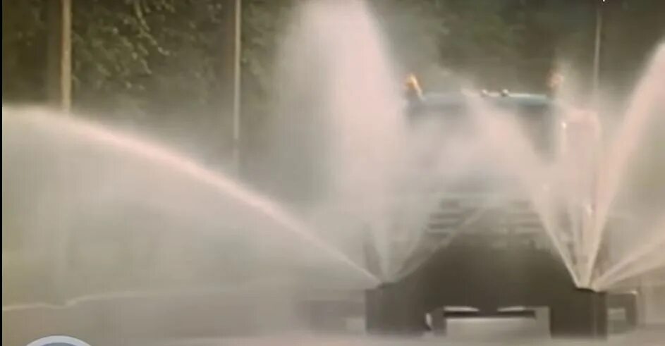 Юрий шевчук дождь. Ддт ветер текст слова. Кира мартынова когда идет дождь. Юрий шевчук клип дождь 1986г. Юрий шевчук (ддт) : дождь.