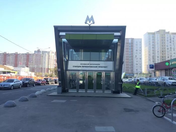 Втб лермонтовский проспект. Вестибюль станции метро лермонтовский проспект. вестибюль станции лермонтовский проспект. павильон станции метро лермонтовский проспект. метро лермонтовский проспект вестибюль.