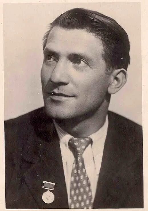 николаем крючковым