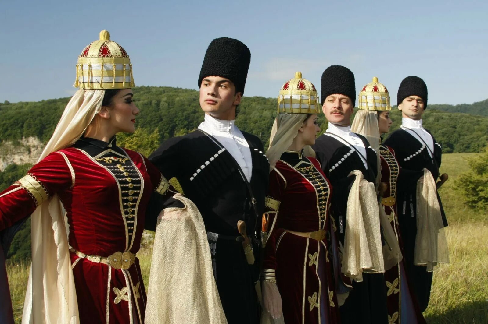 Шапсуги. Адыги шапсуги. народы кавказа адыгейцы. национальный костюм адыги-шапсуги. адыги черкесы кабардинцы.