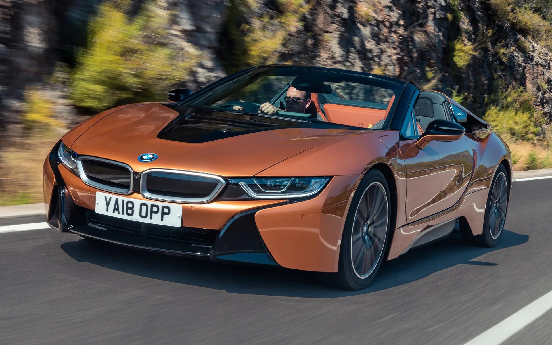 Фото 1.8. БМВ i8 Roadster. BMW i8 Roadster 2020. БМВ i8 Roadster 2020. BMW i8 Roadster 2018.