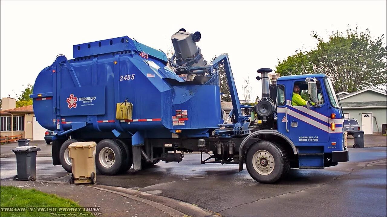 Мусоровоз мкм 3403. Мусоровоз Garbage King. Мусоровоз Петро ВАСТ. Farid (super Boe) мусоровоз полуприцеп.