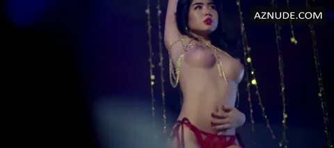 Slideshow karishma tanna navel 