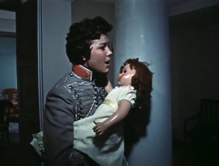 Лариса голубкина "гусарская баллада" (1962). Гусарская баллада спи моя светлана. Колыбельная светланы гусарская баллада ноты. Т хренников колыбельная светланы ноты. Колыбельная из гусарской баллады.