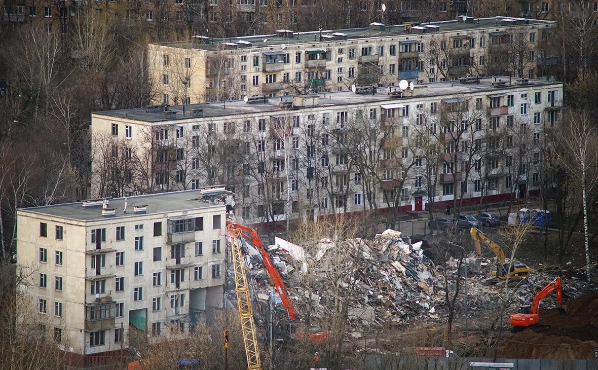реновация девятиэтажки. в москве сносят хрущевки. реновация хрущёвок. хрущевки сносят. когда снесут хрущевки.