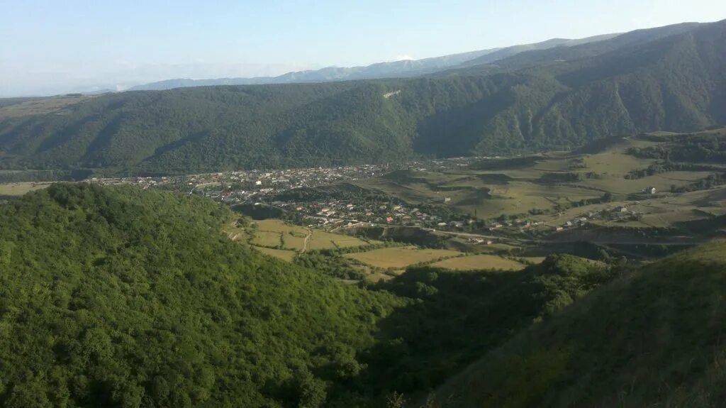 Село Хив Дагестан. Горы Хивского района. Село Ашага архит. Юхари Ярак Хивский район.