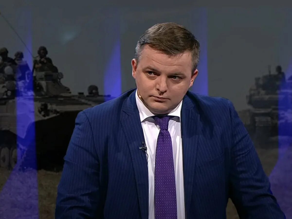 Украинский политолог юрий. Юрий кот украинский актёр. Василь вакаров рост. Василь вакаров рост. Биографии украинских политологов.