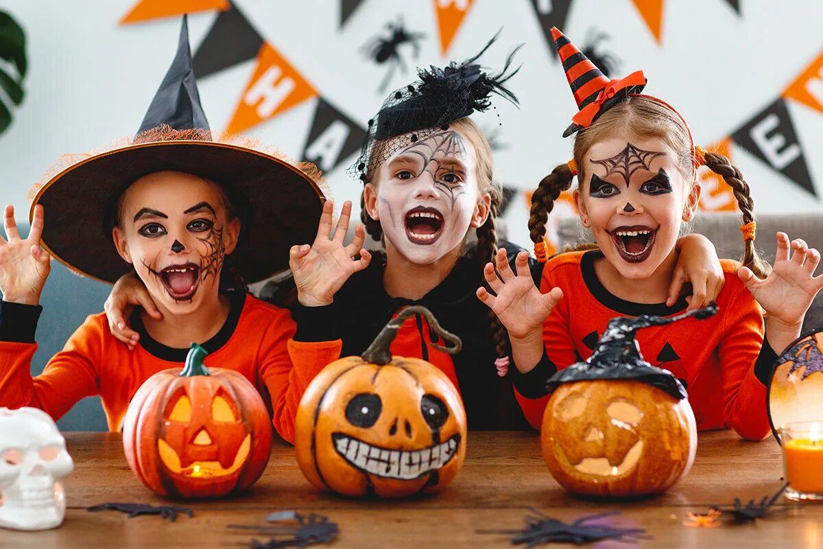 Halloween events. Вечеринка Хэллоуин для детей. Традиции Хэллоуина. Маскарад Хэллоуин для детей.