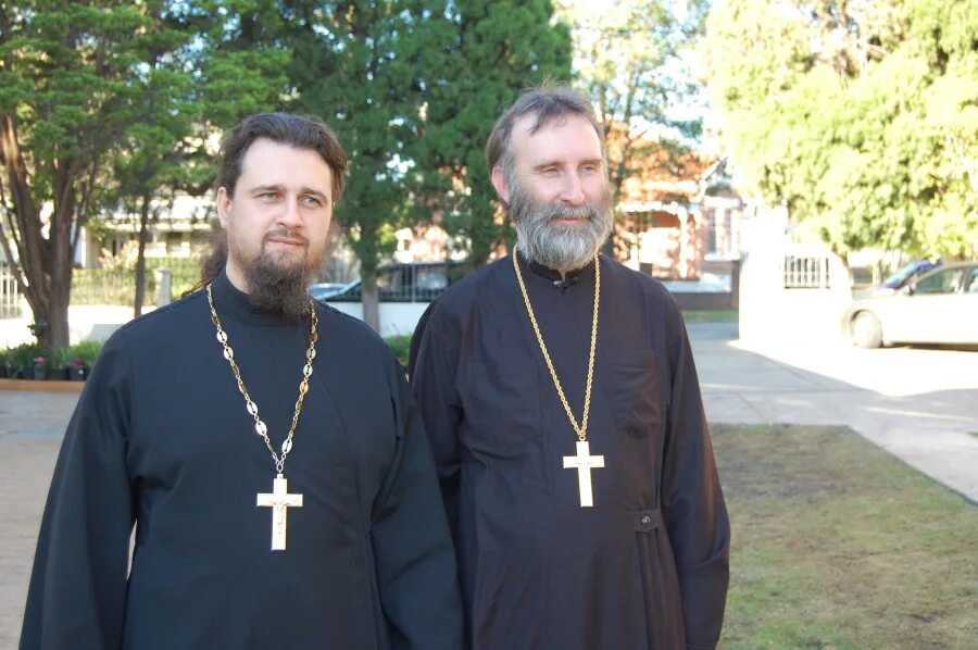 Дружба православие. Два батюшки. Священник радаев валерий самарская митрополия. Игумен феофан щелкунов егорьевск. 2 священника.