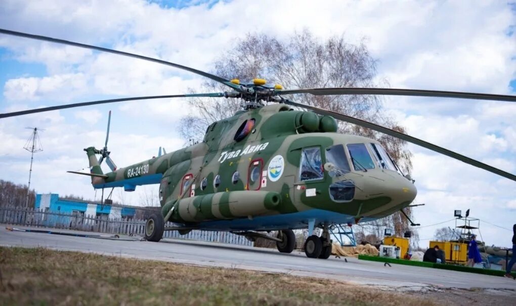 Тува авиа директор. Тувинские авиалинии. Тува авиа официальный сайт. Ан 24 красавиа. Аэропорт кызыл.