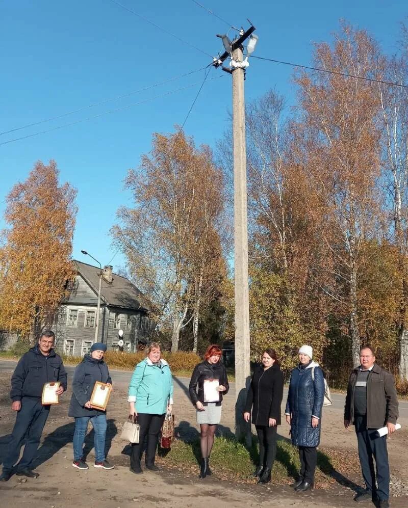 Погода лычково новгородской области демянский. Лычково Демянский район. Село Лычково Демянск. Школа Лычково Демянский район. Модернизации уличного освещения Валдайский район.