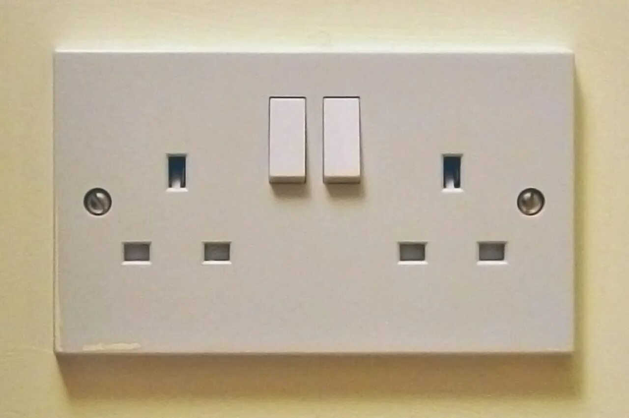 Розетка типа 1 2. Розетка &quot;тип g&quot;(bs 1363), с выключателем, lc2171kop32082. bs 1363 розетка. английская розетка. британская розетка.