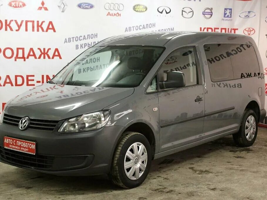 Продажа фольксваген москва. Caddy 2012. Volkswagen Caddy Maxi III Рестайлинг 1.2 MT (105 Л.С.) серый с пробегом. Volkswagen Caddy III Рестайлинг 1.2 MT (105 Л.С.) серый с пробегом на снегу. Volkswagen Caddy Maxi 3 Рестайлинг.