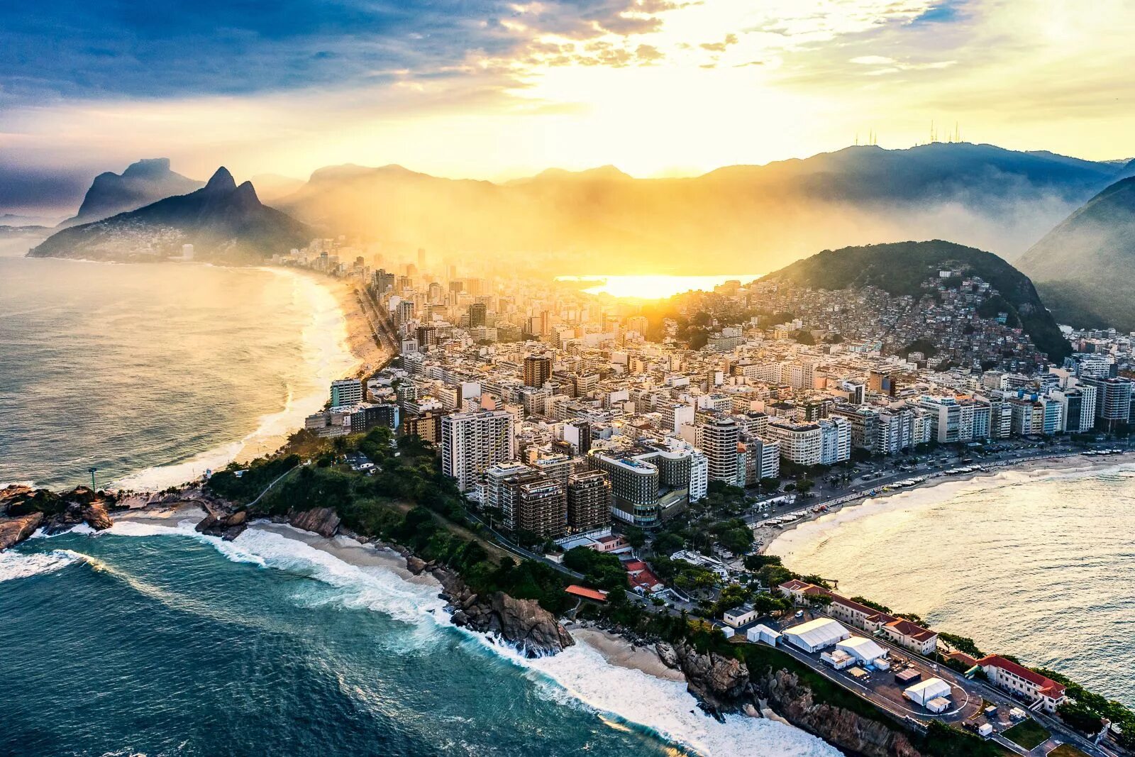 Ипанема Рио-де-Жанейро. Копакабана, Рио-де-Жанейро, Бразилия. Пляж Ипанема в Рио-де-Жанейро. Пляж Копакабана в Рио-де-Жанейро. Все о бразилии