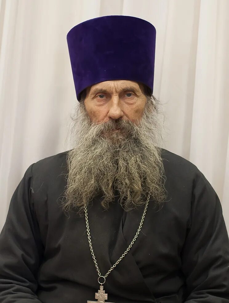 Батюшка мгри. Протоиерей владимир долгих. Диакон владимир шевелев покрова в филях. Священник долги. Алексей владимирович батюшка кипчаково.