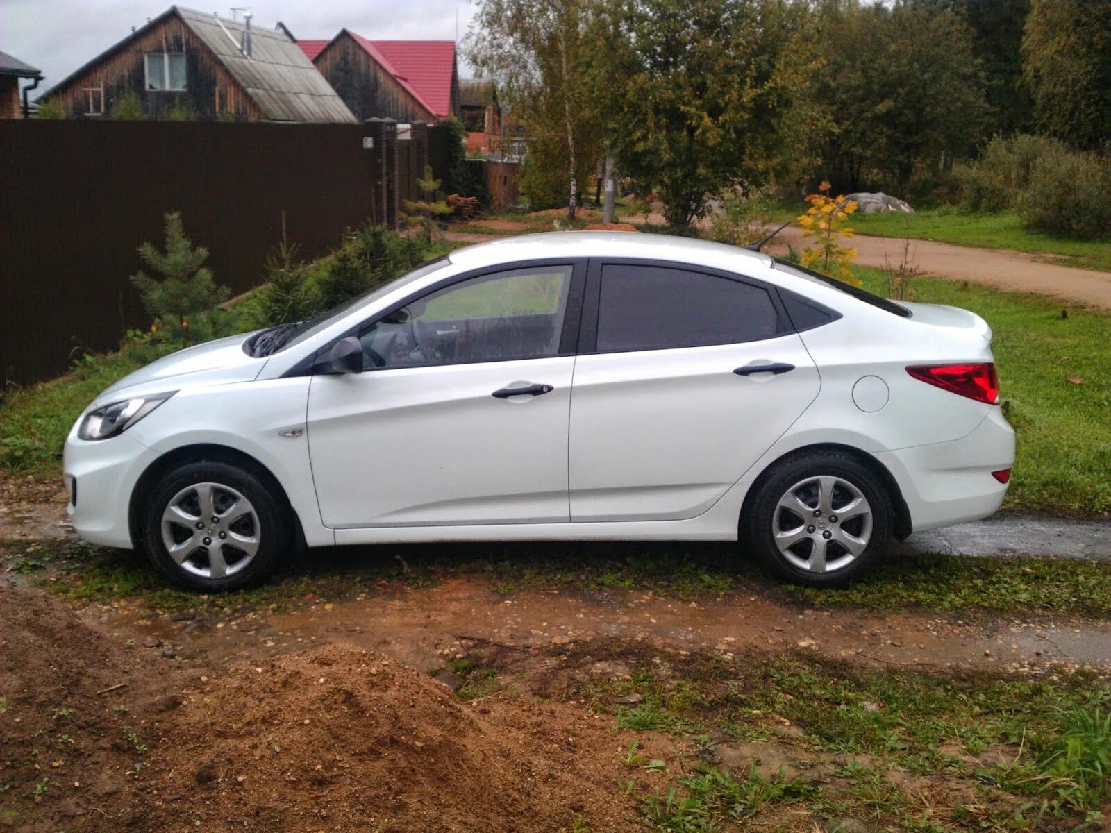 Hyundai Solaris 2007. Хендай Солярис 1.4. Hyundai Solaris 2015 белый. Hyundai Solaris 2015г. Куплю хендай солярис частные объявления