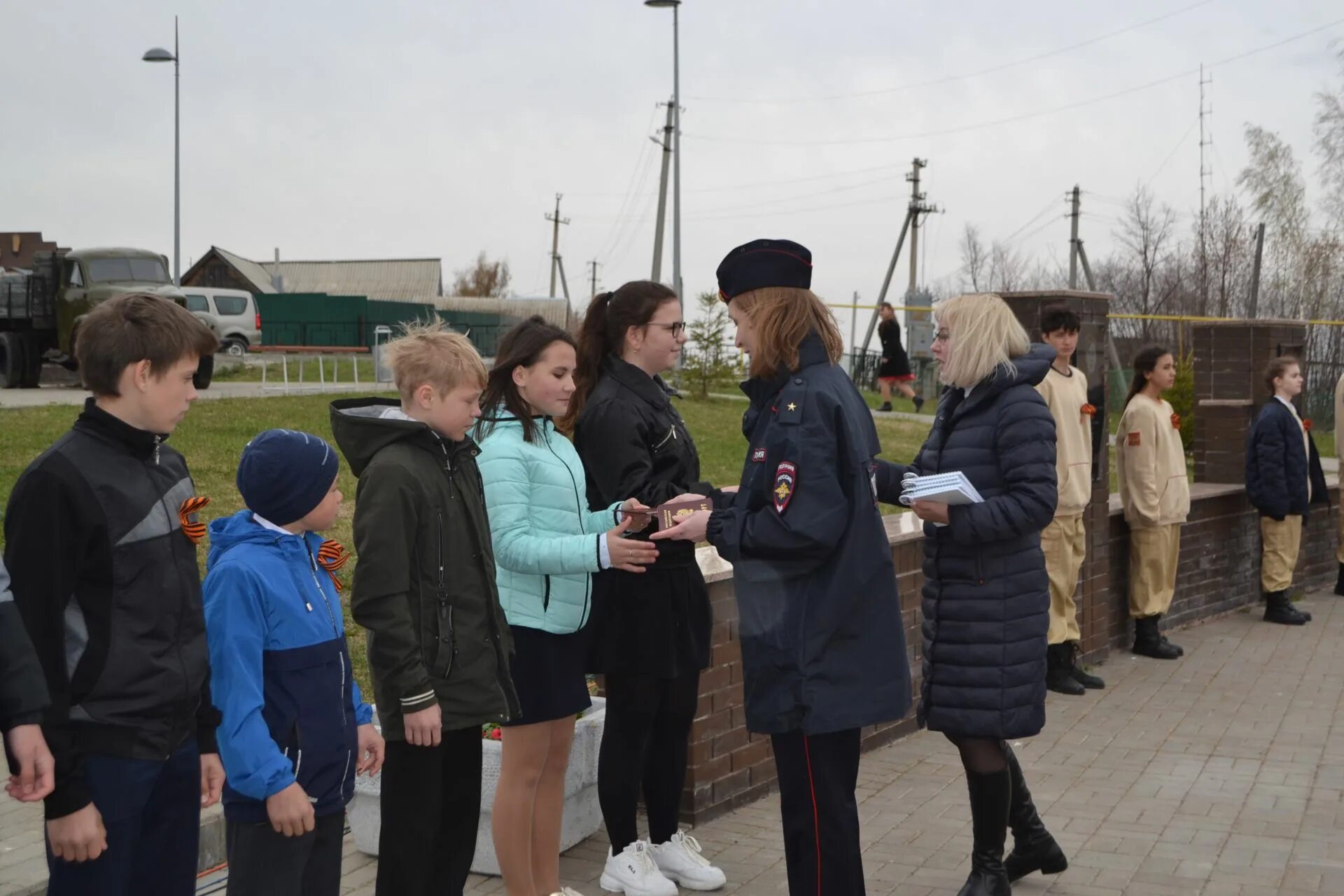 Погода п часам. Сорговый поселок. Поселок Сорговый Зерноградский. Поселок Сорговый открытие площадки. Сорговый Ростовская область фото.