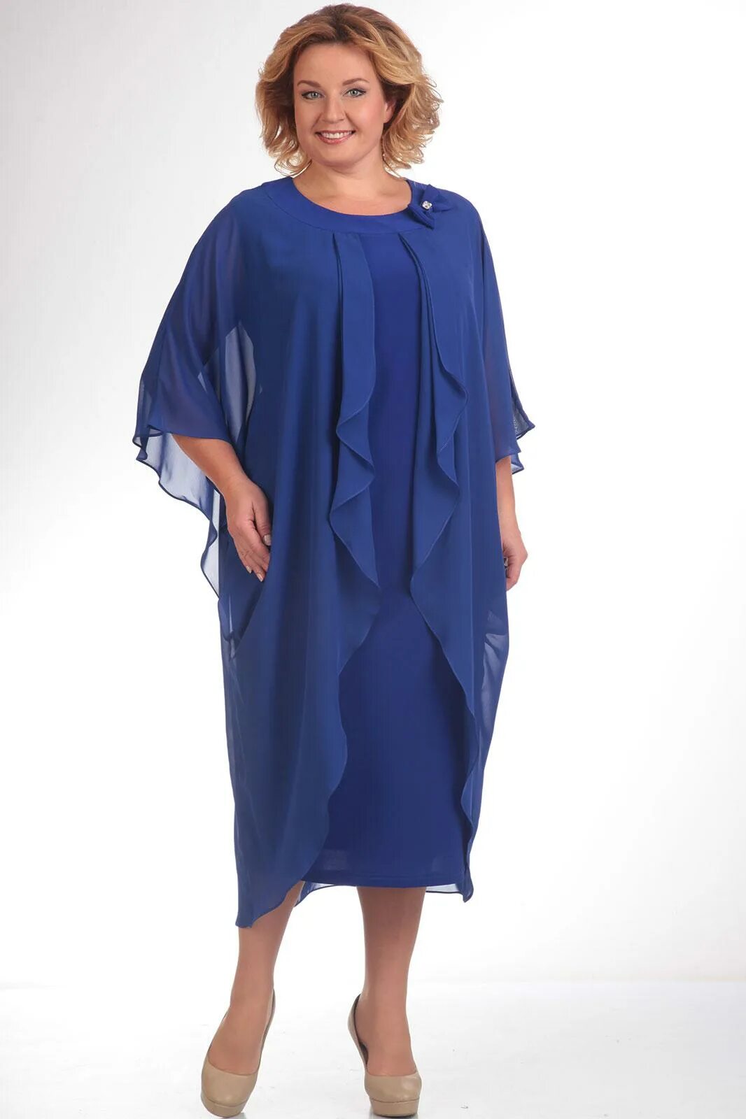 Платье с накидкой для полных. Накидки на платье для полных женщин. Накидки на платье для полных женщин. Платье с накидкой для полных. Платье из шифона для полных.