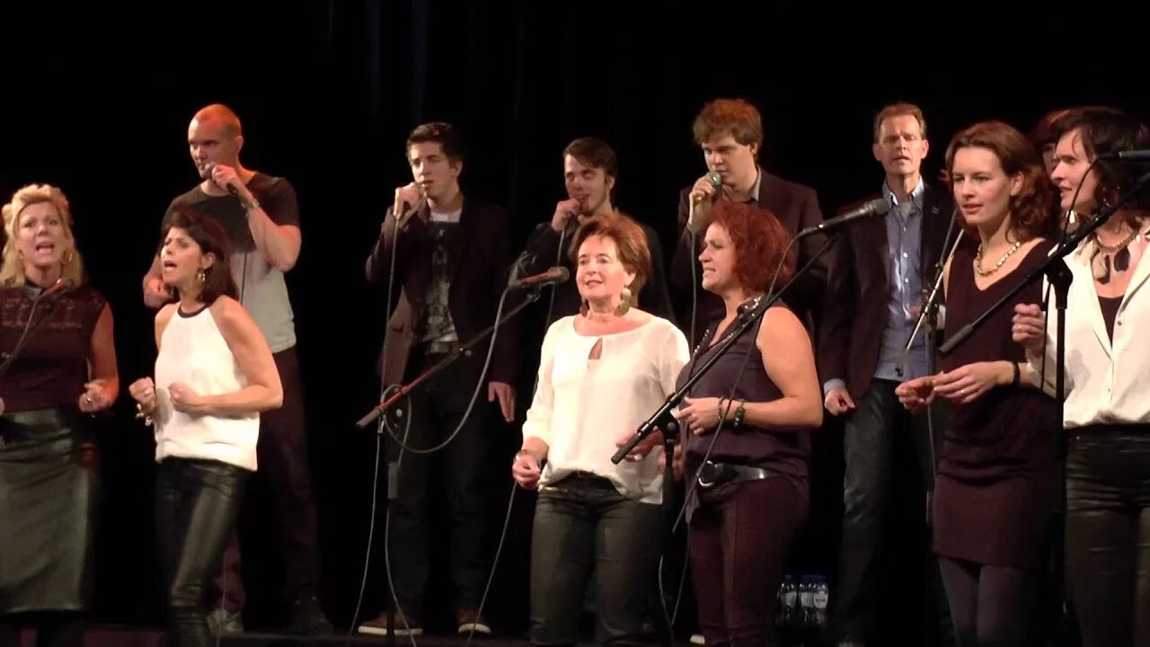 Vocal group. Группа на вокале лена. группа вокала сияние брянск. una vocal group. little acapella singers png.