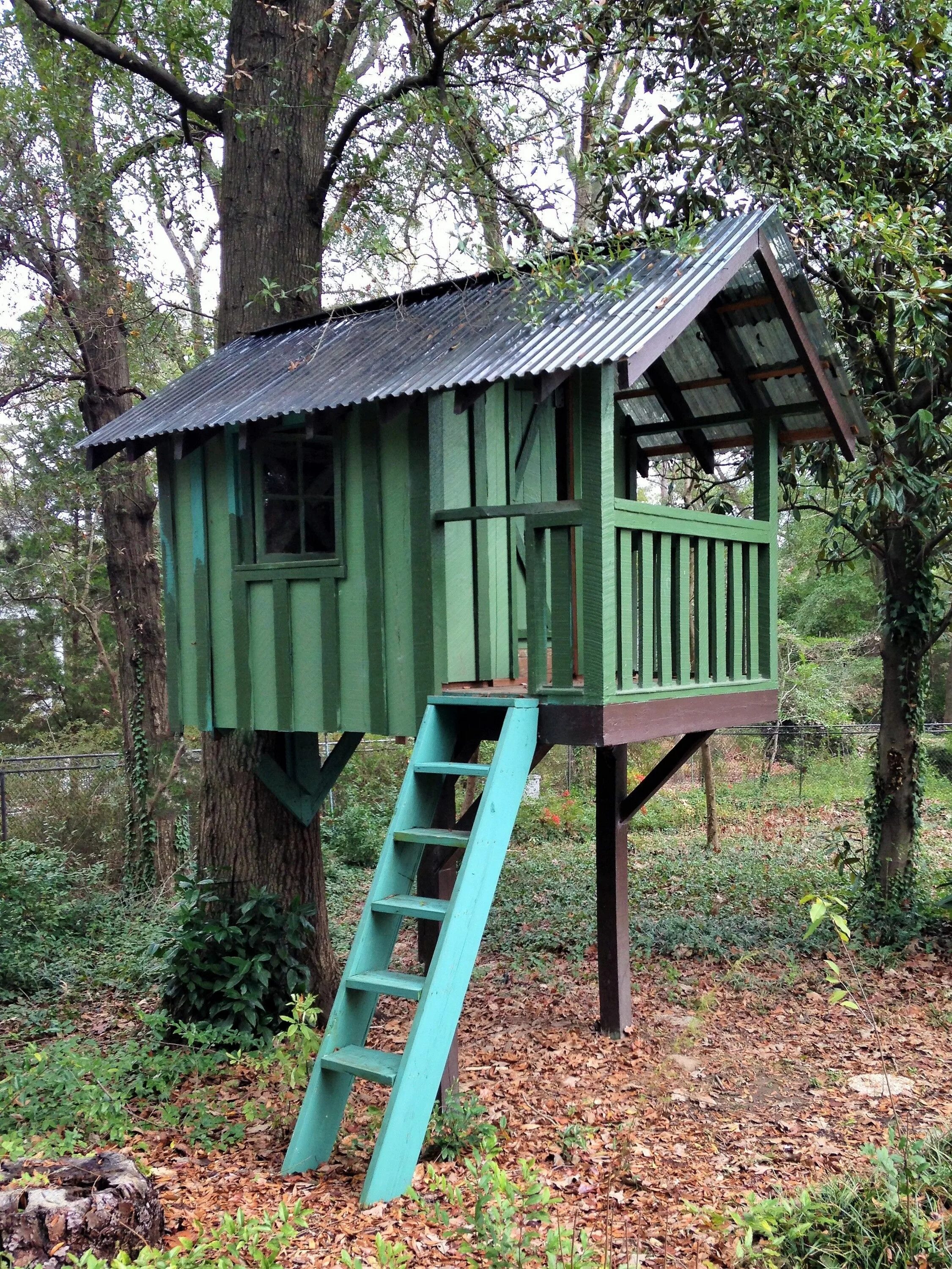 Make a tree house