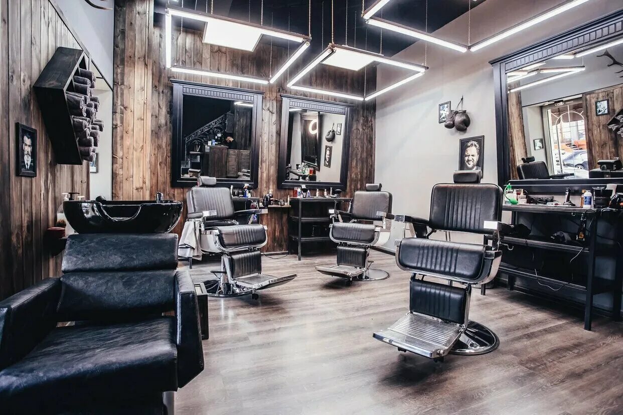 Барбер симферополь. Oldboy barbershop симферополь. Барбершоп гэтсби симферополь. Барбер симферополь. Барбер стрижка для детей.